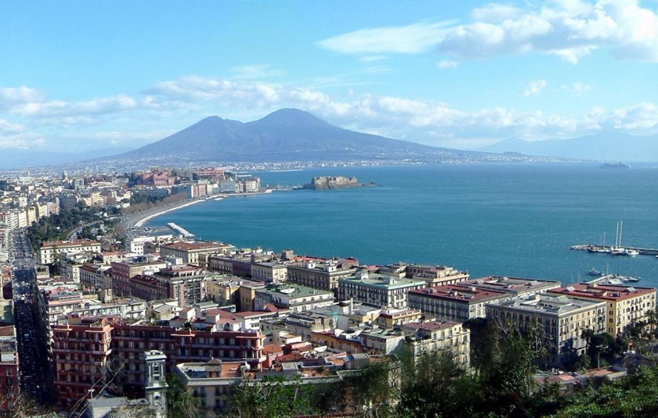 شقة Bed&Coffee Napoli - Scarlatti المظهر الخارجي الصورة